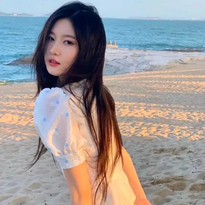 她来自台北